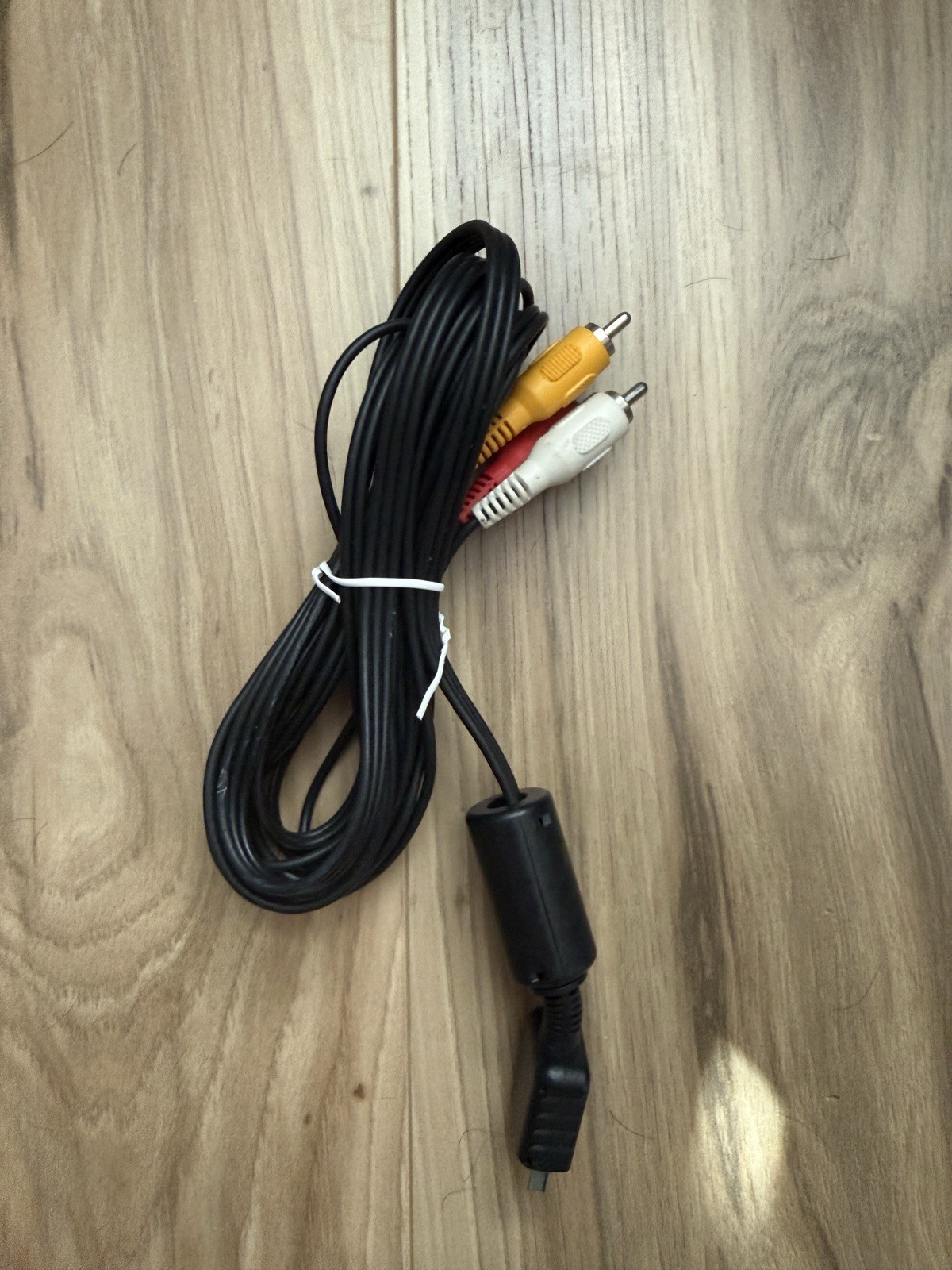 Genuine OEM Original Sony PlayStation PS1 PS2 AV Audio Video Cable RCA Component