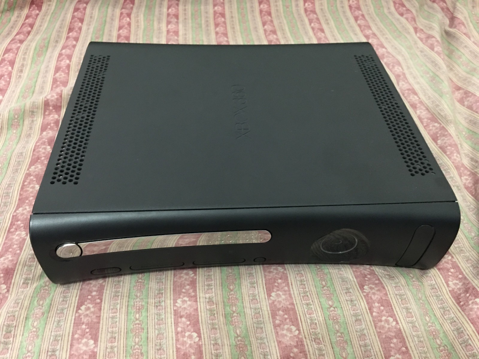 Microsoft Xbox 360 pro Console (read description)
