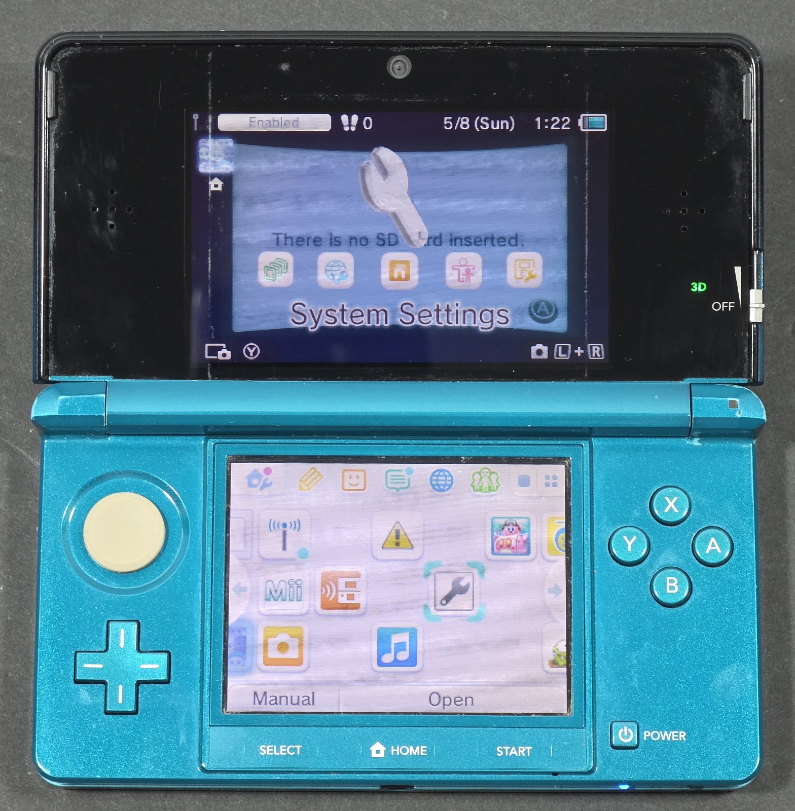 Aqua Blue Nintendo 3DS With charger , Games , 32gb SD Card – Tested working