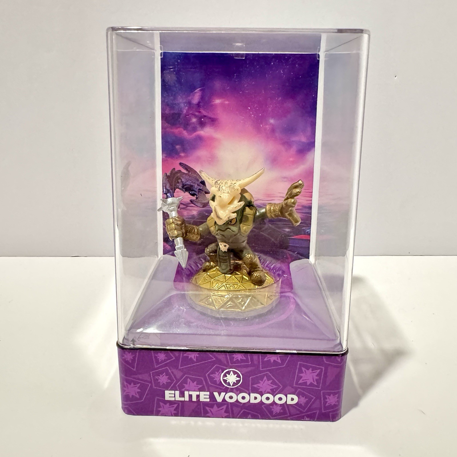 Skylanders Eons Elite Voodood Superchargers Imaginators w/ Display Case