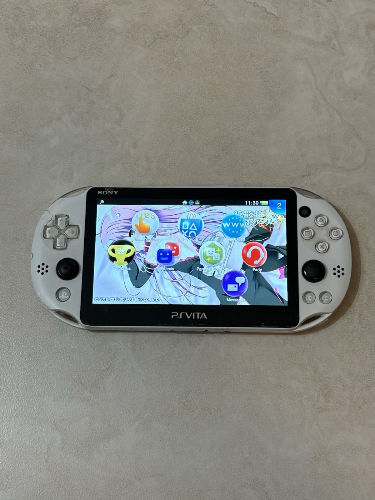 PS Vita PCH-2000 Slim White Read Description